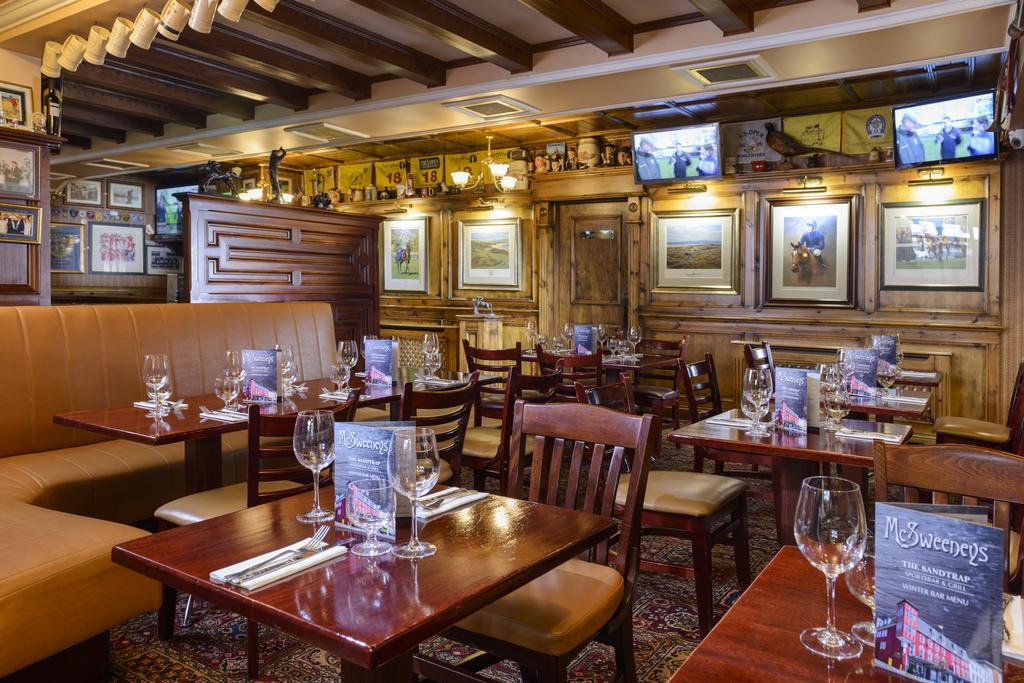 Mcsweeney Arms Hotel Killarney Eksteriør bilde