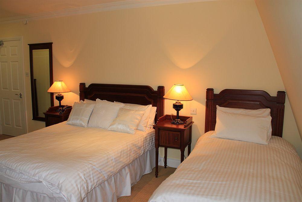 Mcsweeney Arms Hotel Killarney Eksteriør bilde