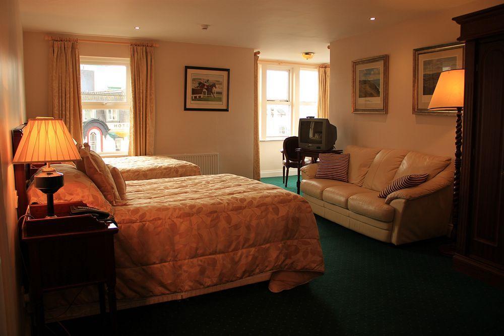 Mcsweeney Arms Hotel Killarney Eksteriør bilde