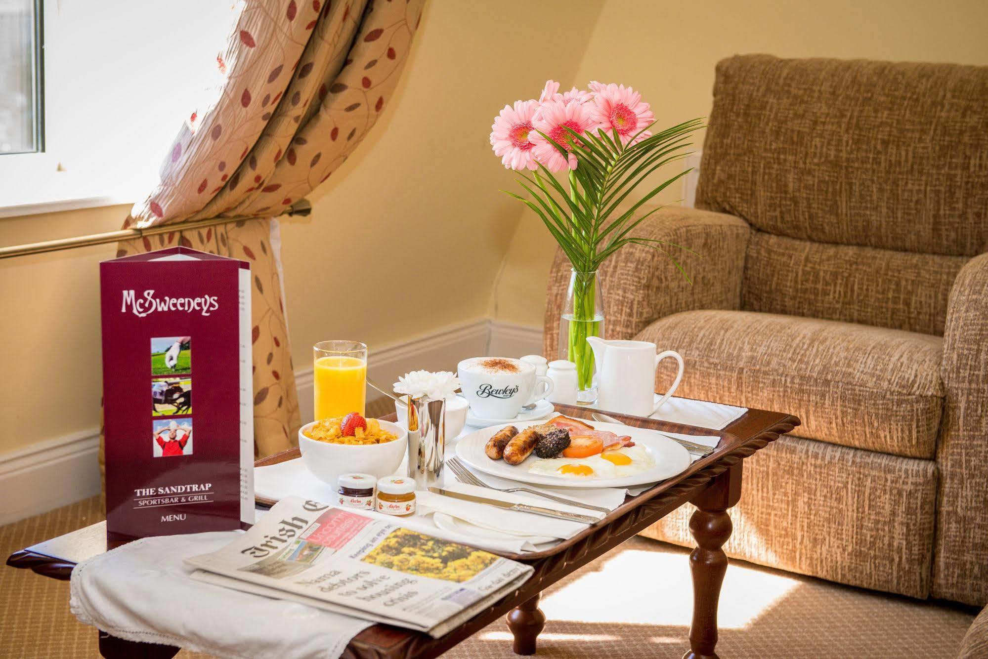 Mcsweeney Arms Hotel Killarney Eksteriør bilde