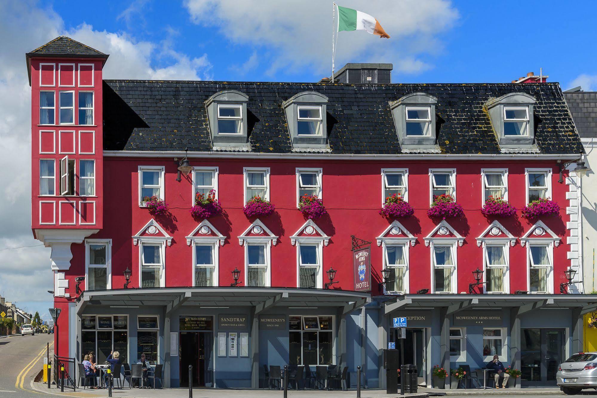 Mcsweeney Arms Hotel Killarney Eksteriør bilde