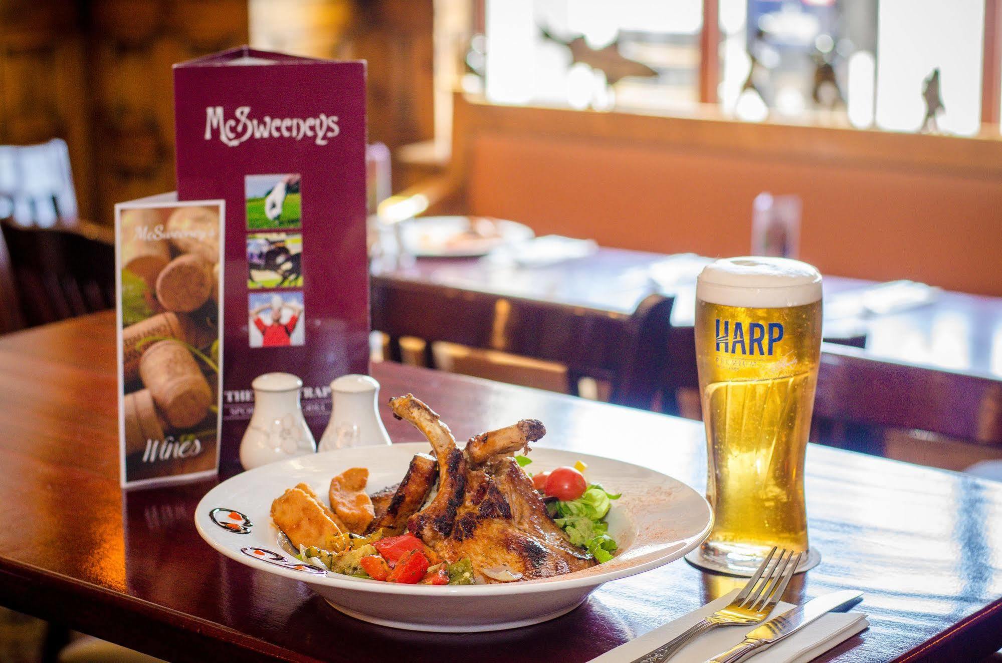Mcsweeney Arms Hotel Killarney Eksteriør bilde