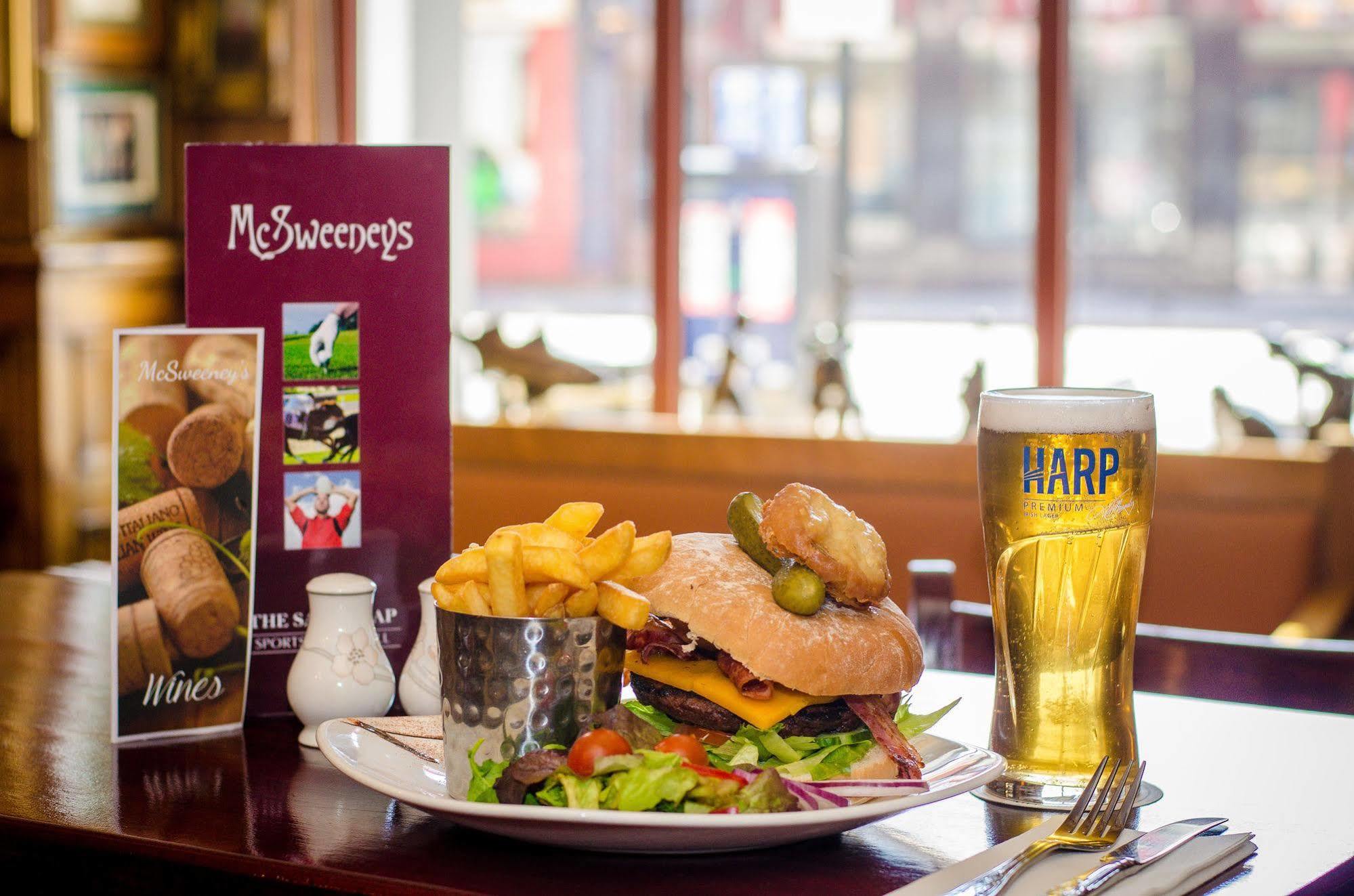 Mcsweeney Arms Hotel Killarney Eksteriør bilde